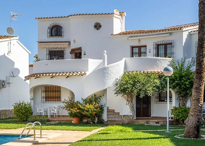 شقة Gorgeous, Sunny With Mountain Views دينايا