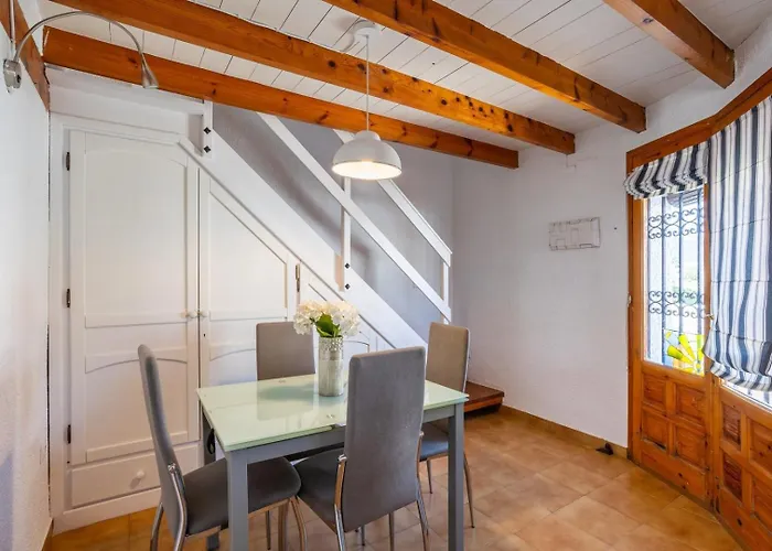 شقة Gorgeous, Sunny With Mountain Views *